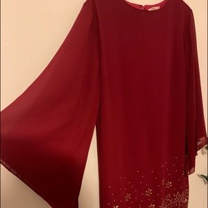 Pull over flare sleeve dress